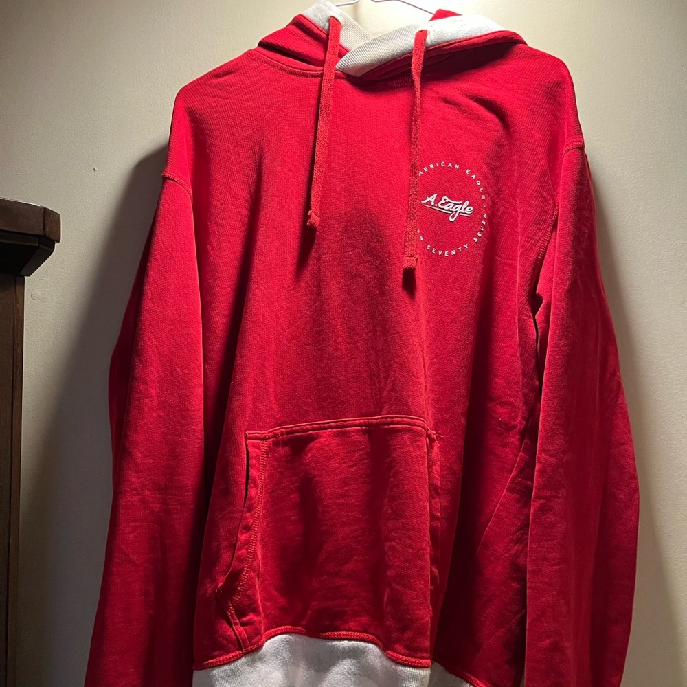 American Eagle men’s red hoodie medium